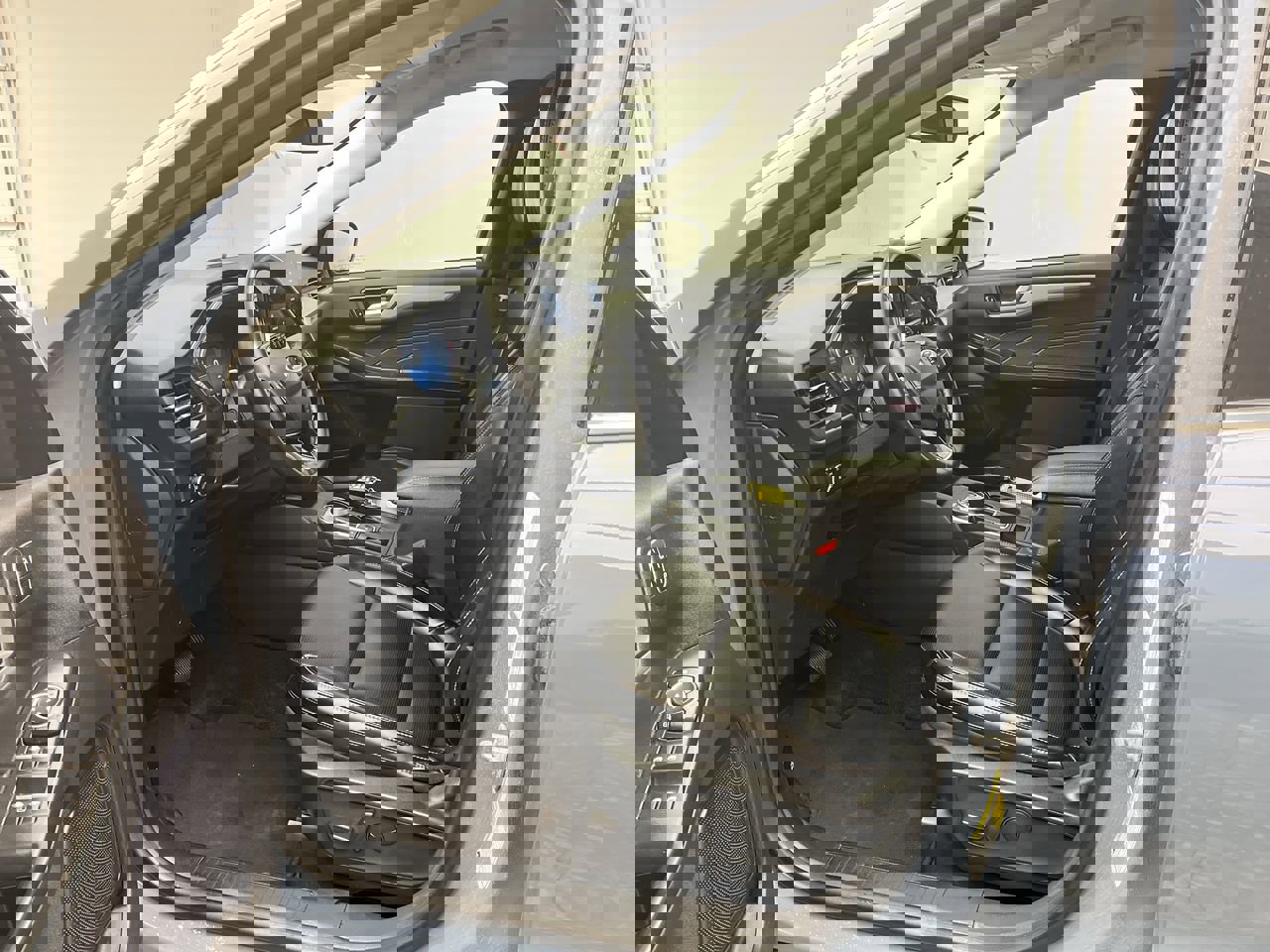 Certified 2024 Ford Escape Platinum image 3