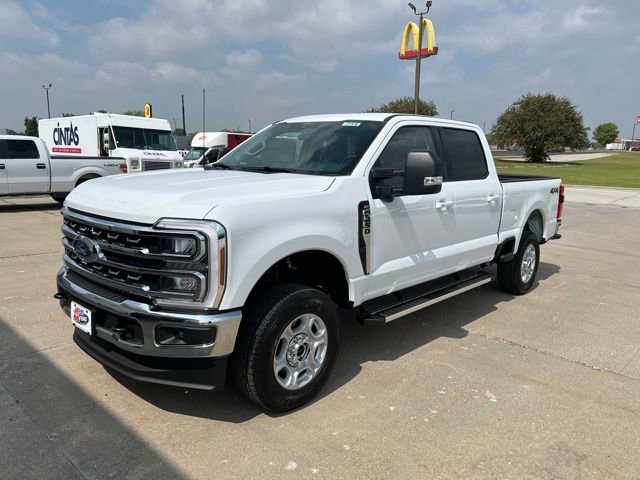 New 2026 Ford F250 4x4 Crew Cab Super Duty image 1