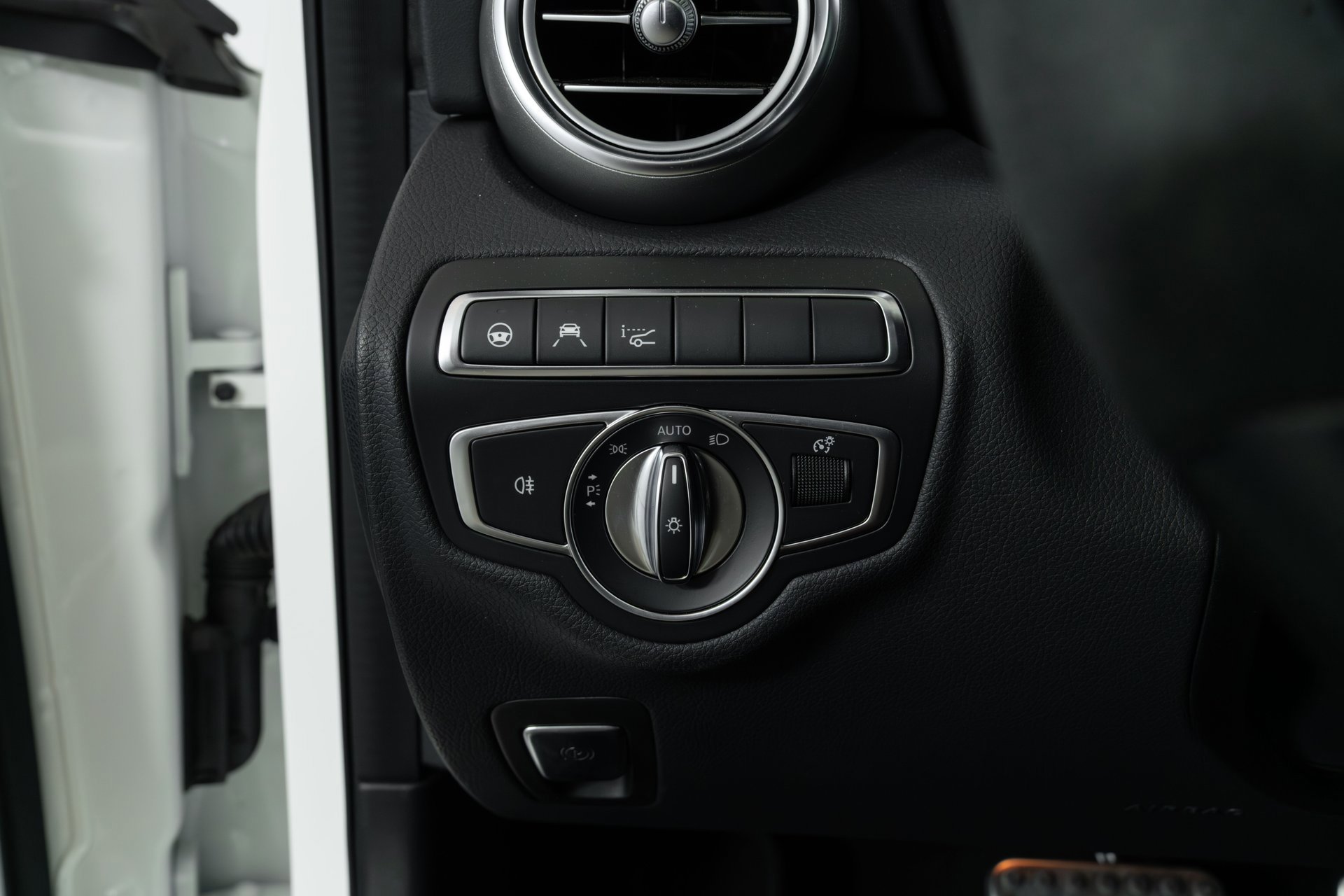 Used 2018 Mercedes-Benz C 63 AMG S w/ Driver Assistance Package image 23