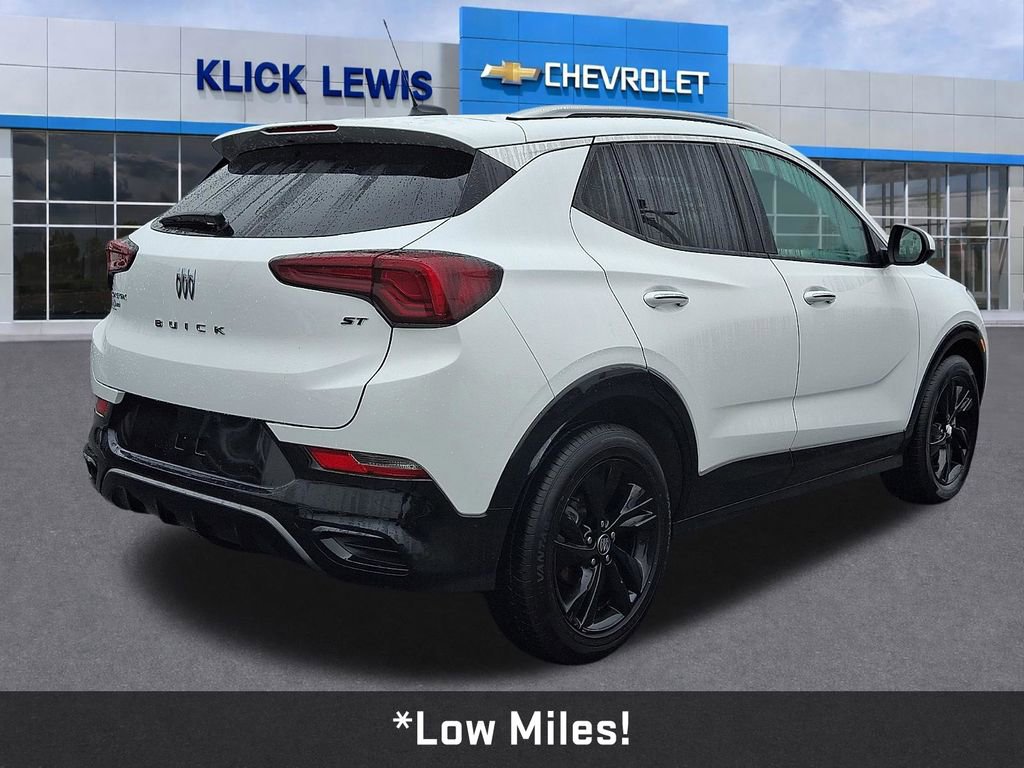 Used 2024 Buick Encore GX Sport Touring image 8