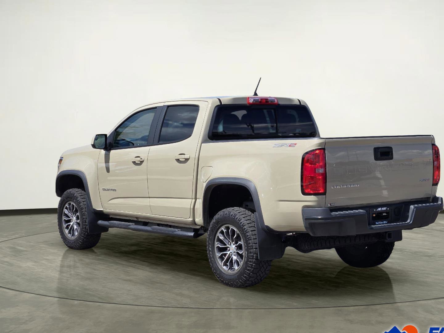 Used 2022 Chevrolet Colorado ZR2 AWD/4WD image 2