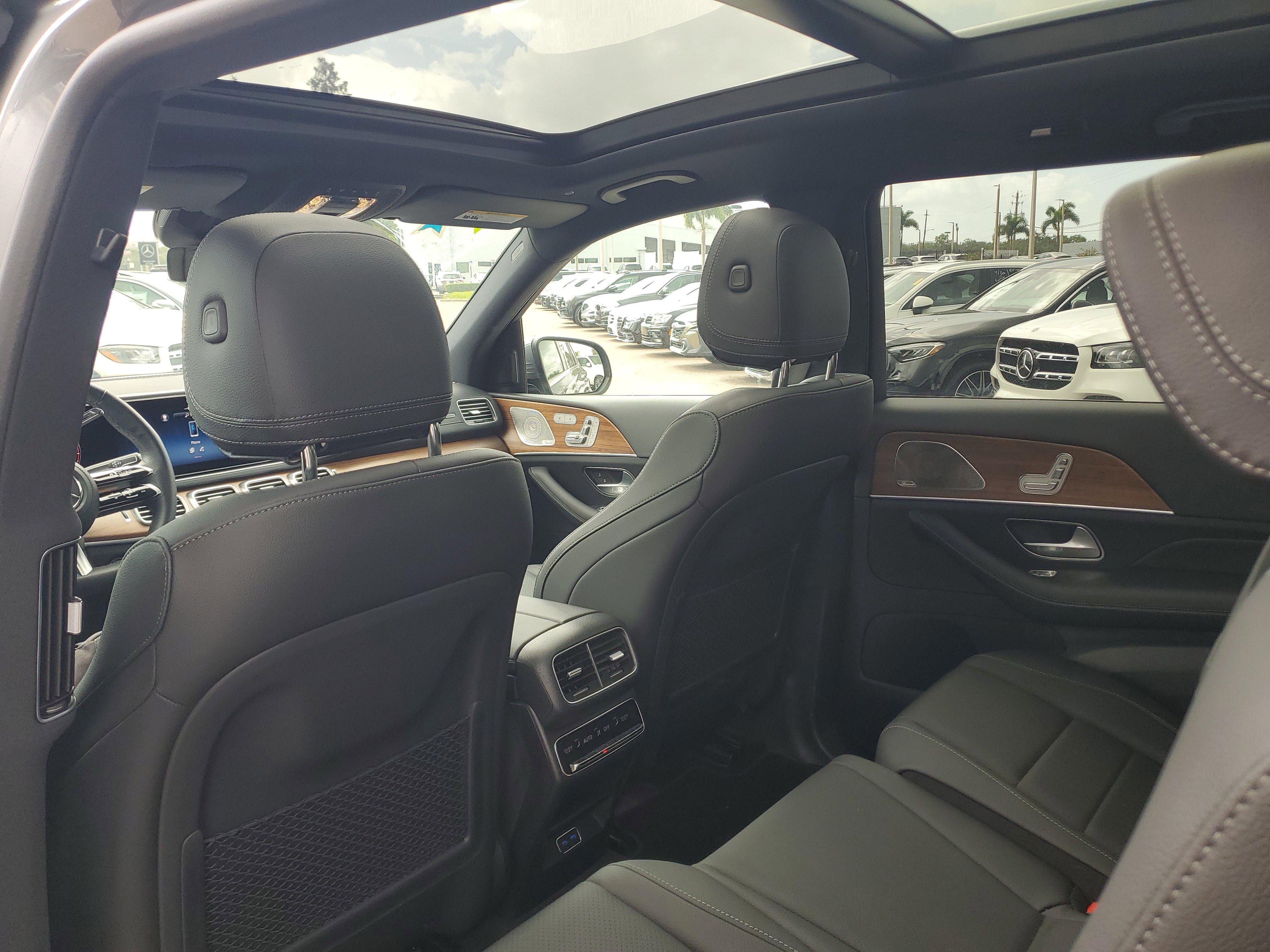 Certified 2025 Mercedes-Benz GLS 450 4MATIC image 13