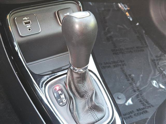 Used 2019 Jeep Compass Latitude FWD image 16