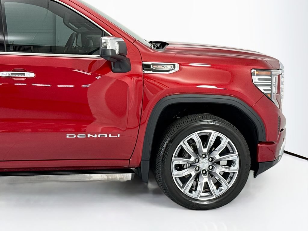 Used 2024 GMC Sierra 1500 Denali w/ Denali Reserve Package AWD/4WD image 11