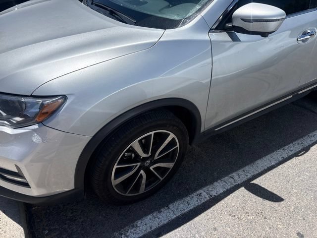 Used 2019 Nissan Rogue SL AWD/4WD image 2