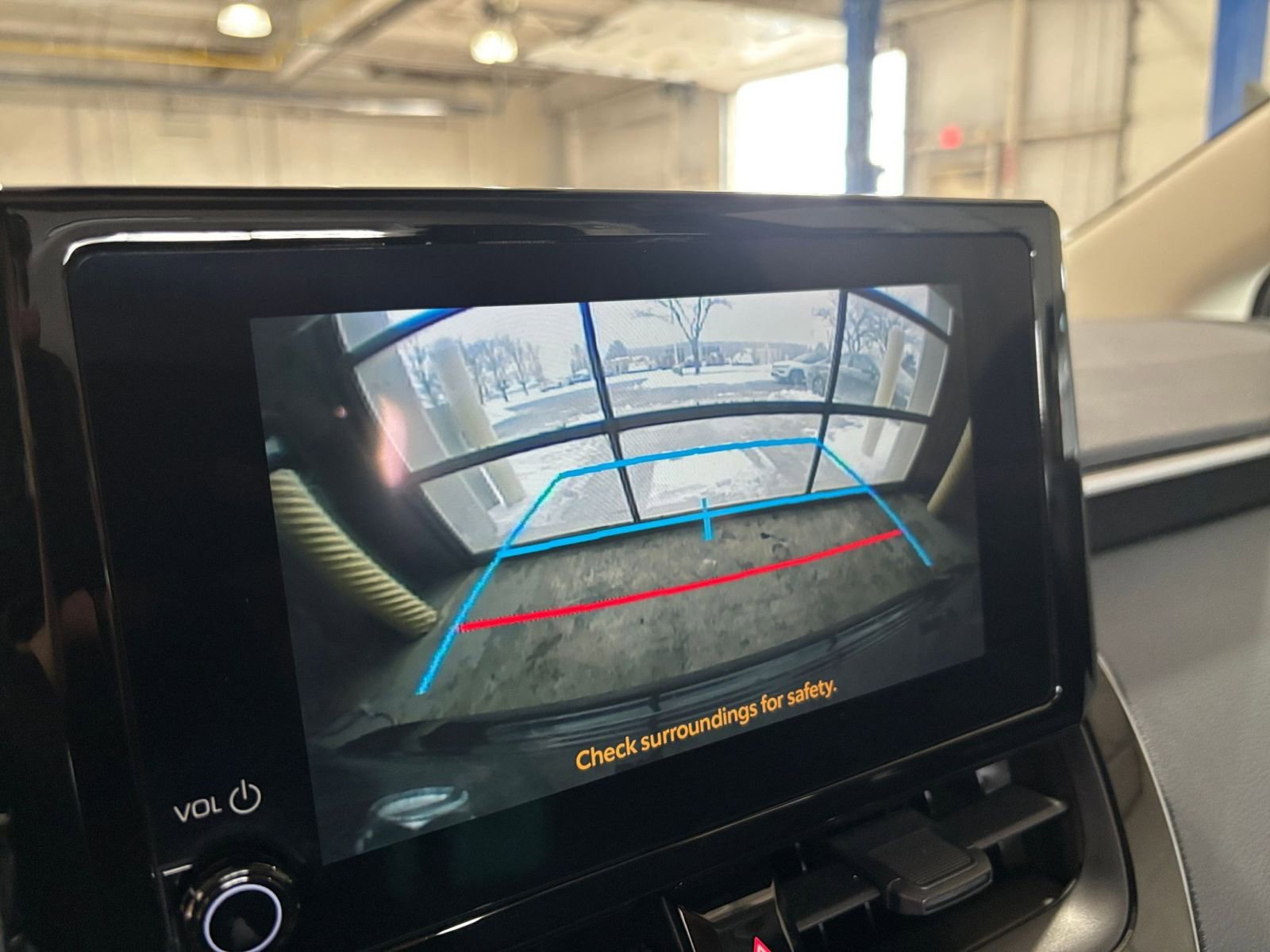 Used 2025 Toyota Corolla LE image 23