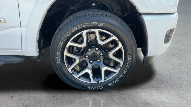 Used 2025 RAM 1500 Laramie w/ Sport Appearance Package AWD/4WD image 27
