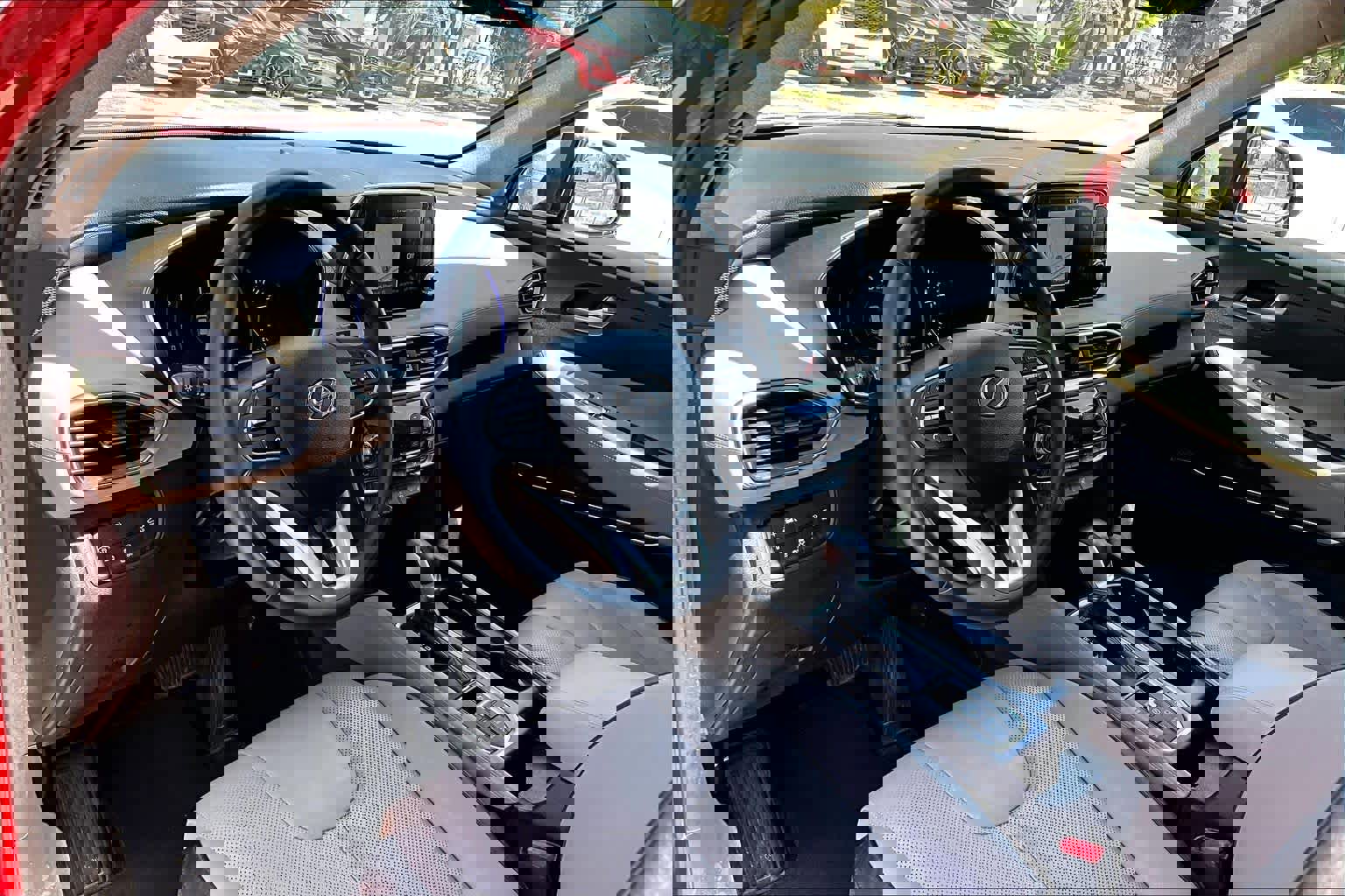 Used 2019 Hyundai Santa Fe FWD image 18