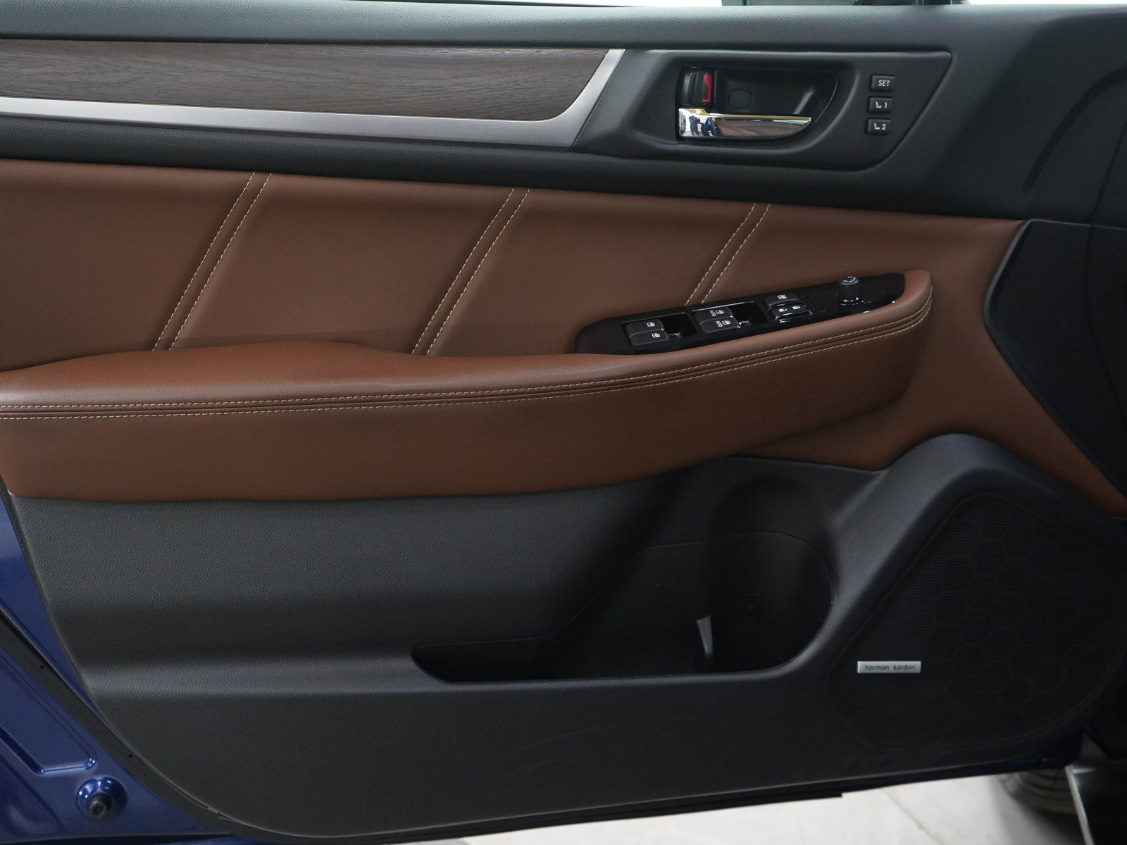 Used 2017 Subaru Outback 3.6R Touring image 22