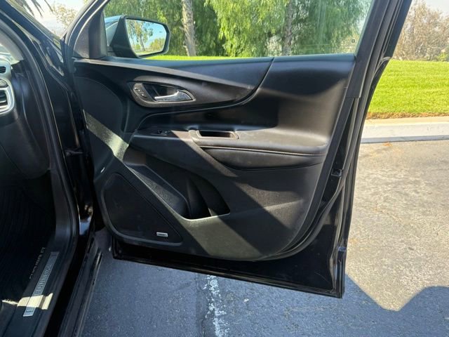 Used 2018 Chevrolet Equinox Premier image 9