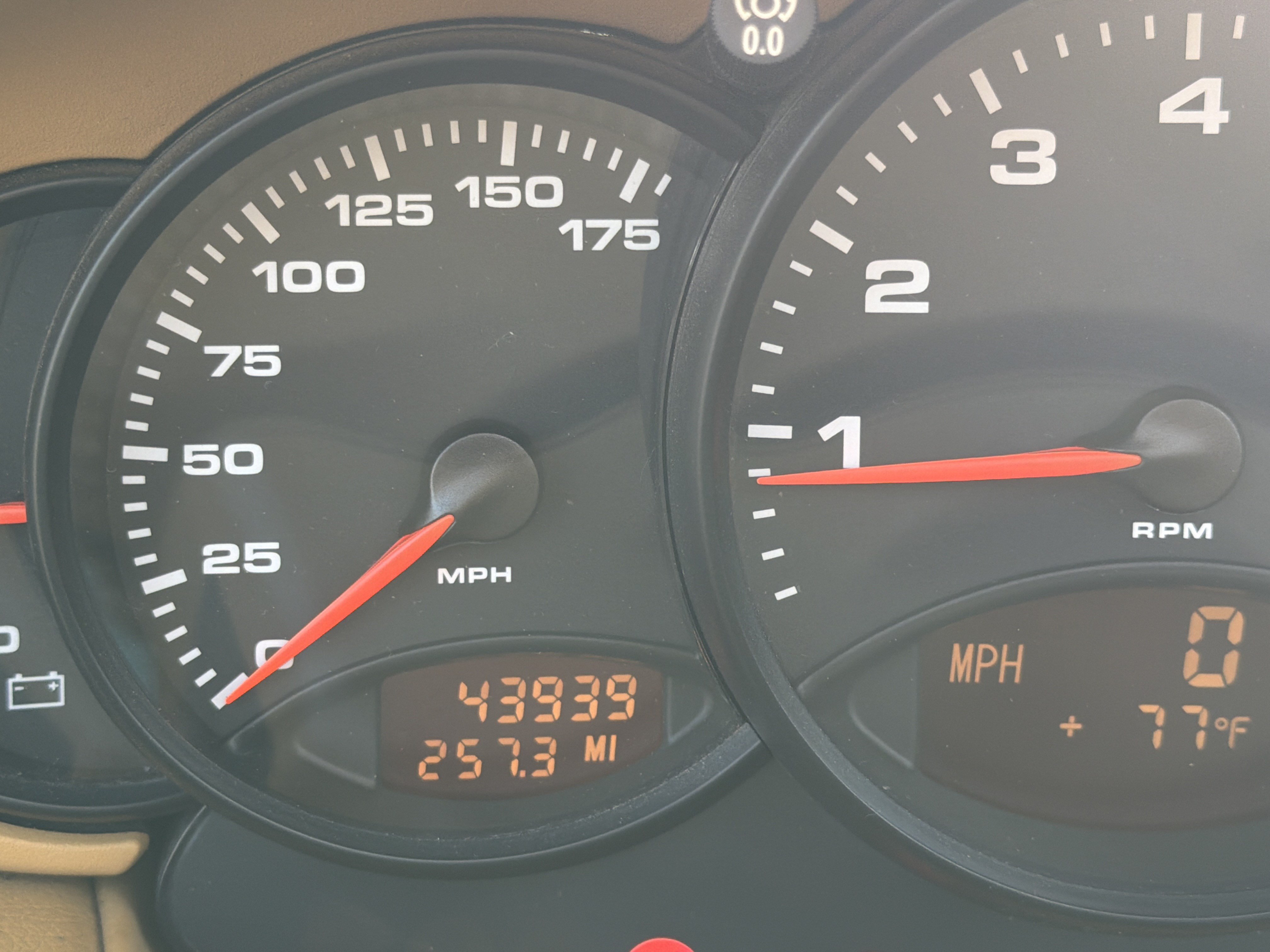 Used 2000 Porsche 911 Carrera RWD image 9
