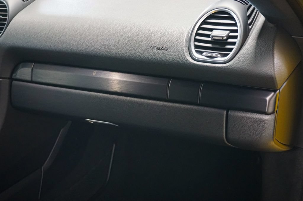 Used 2019 Porsche 718 Cayman RWD image 62