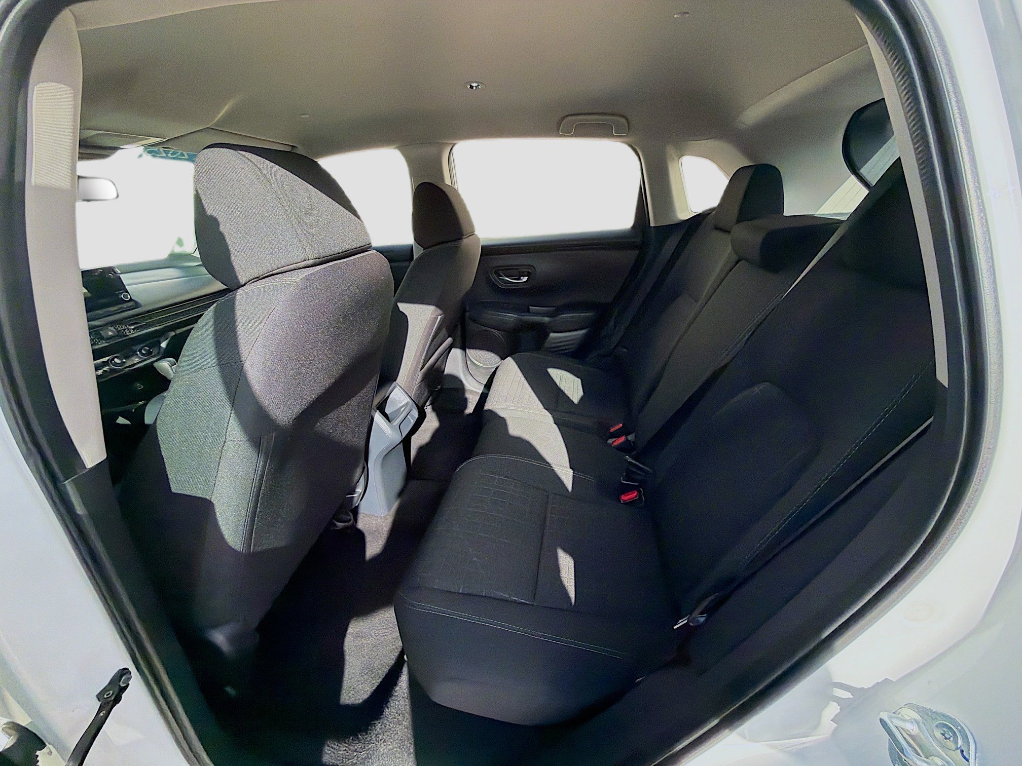 Certified 2025 Honda HR-V LX image 22