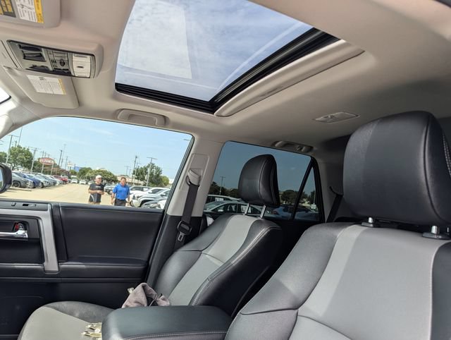 Certified 2023 Toyota 4Runner SR5 Premium w/ Moonroof Package AWD/4WD image 28