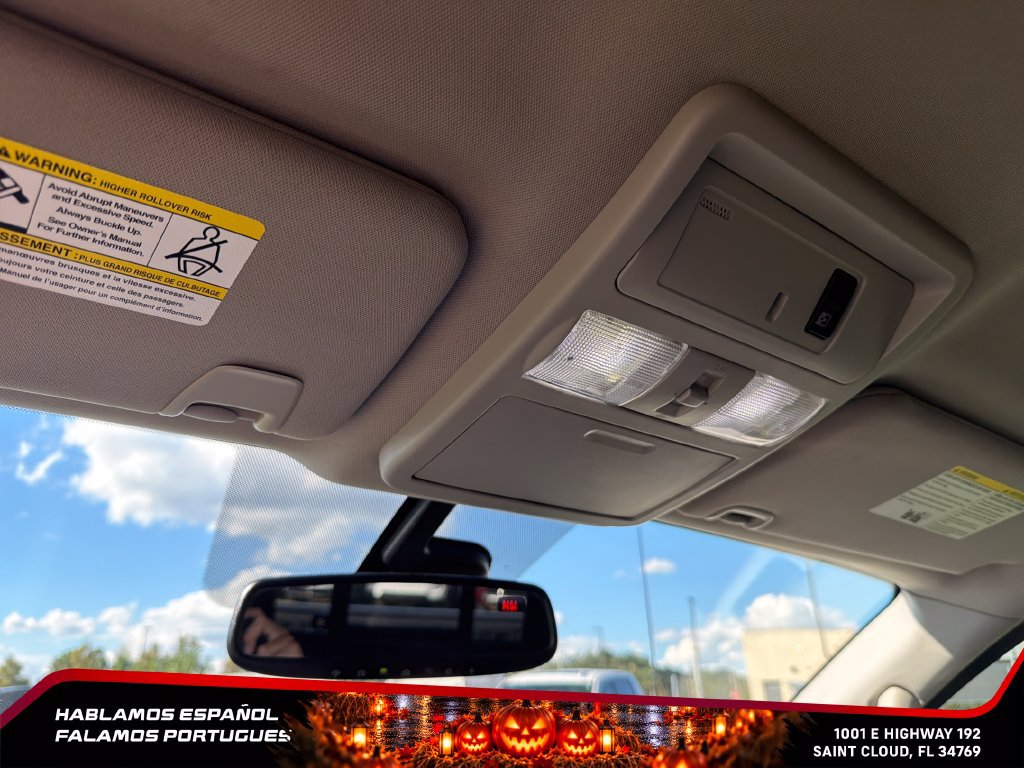 Used 2017 Nissan Titan SV RWD image 22