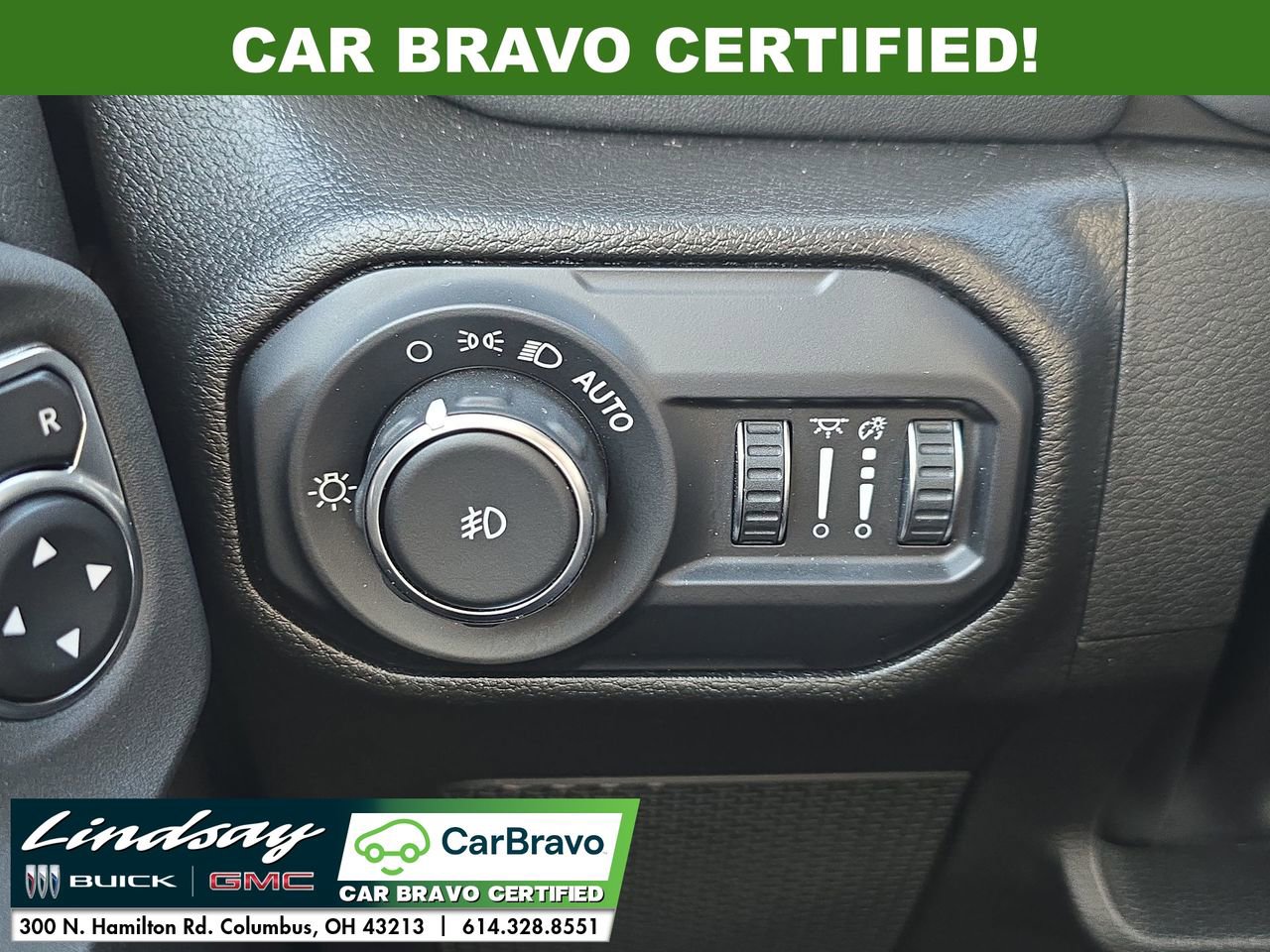 Used 2022 Jeep Wrangler Unlimited Sahara w/ Cold Weather Group image 20