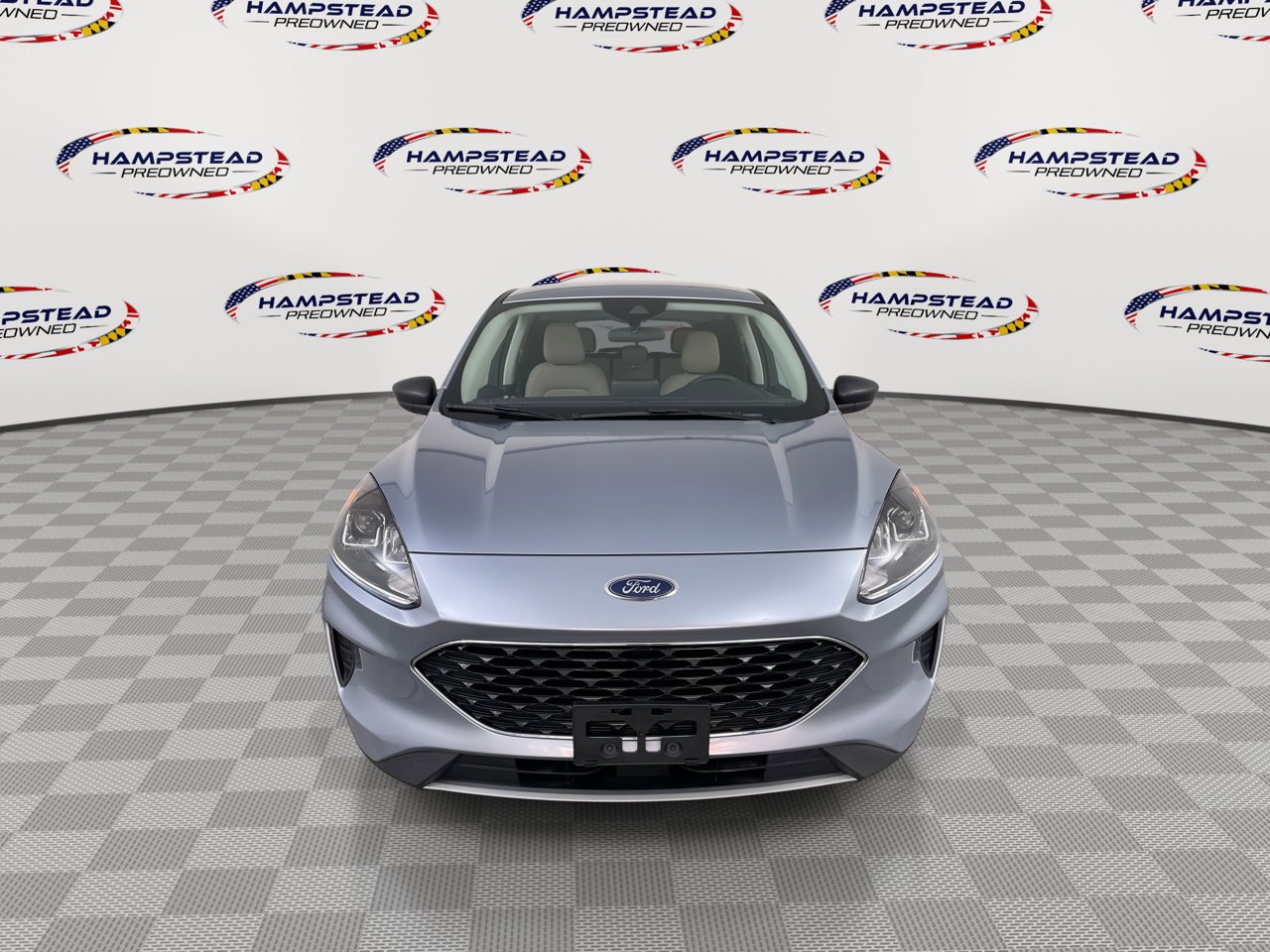 Used 2022 Ford Escape SE w/ Convenience Package image 3