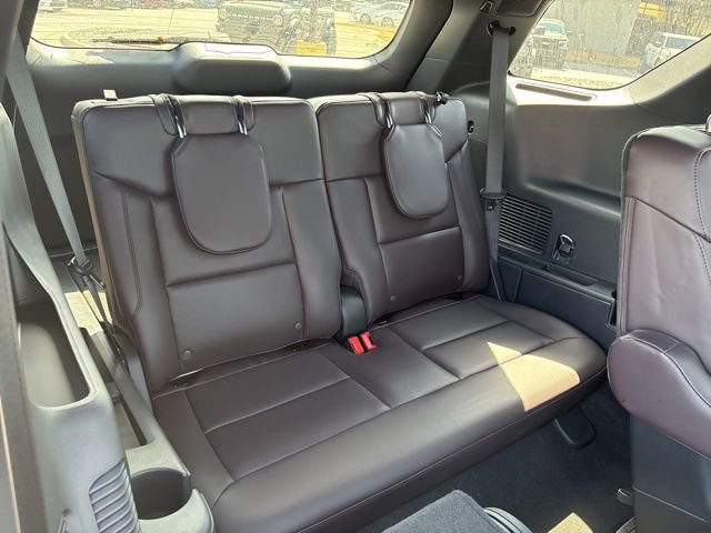 New 2026 Ford Explorer Platinum image 29