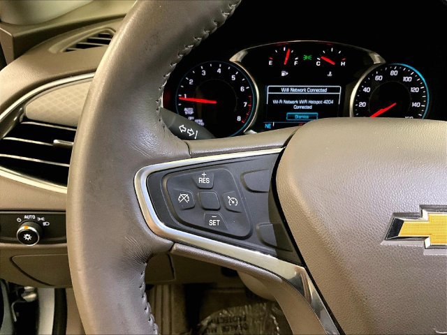 Used 2018 Chevrolet Malibu LT FWD image 17