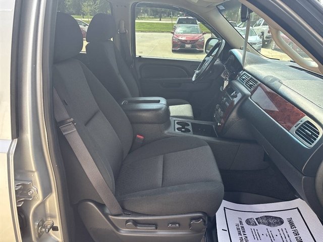 Used 2013 Chevrolet Avalanche LS w/ All-Star Edition AWD/4WD image 18