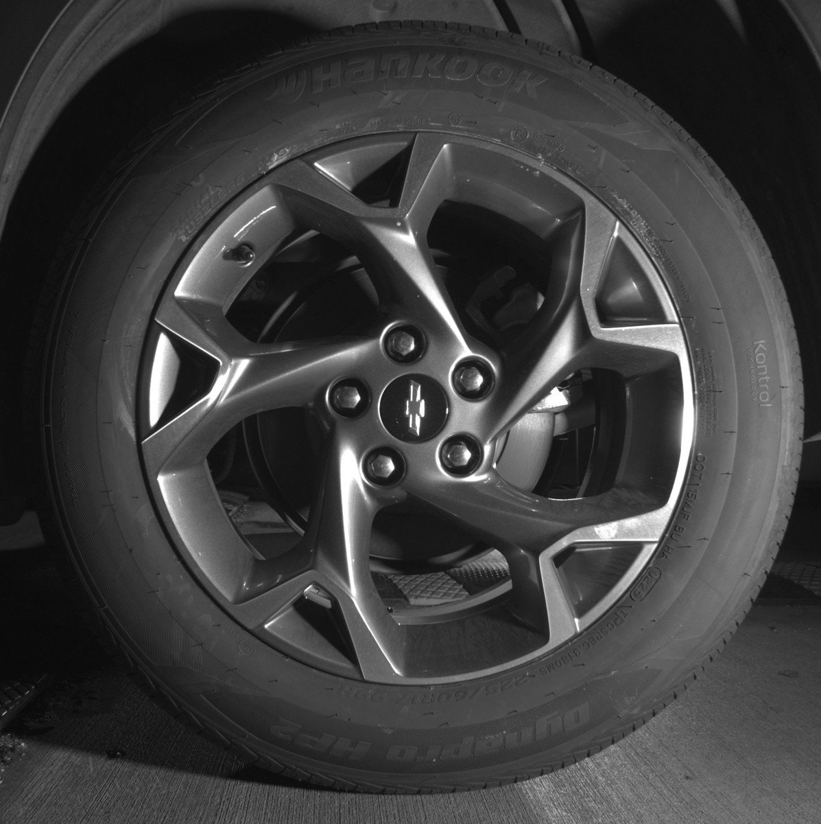 Used 2025 Chevrolet Trax LT FWD image 14