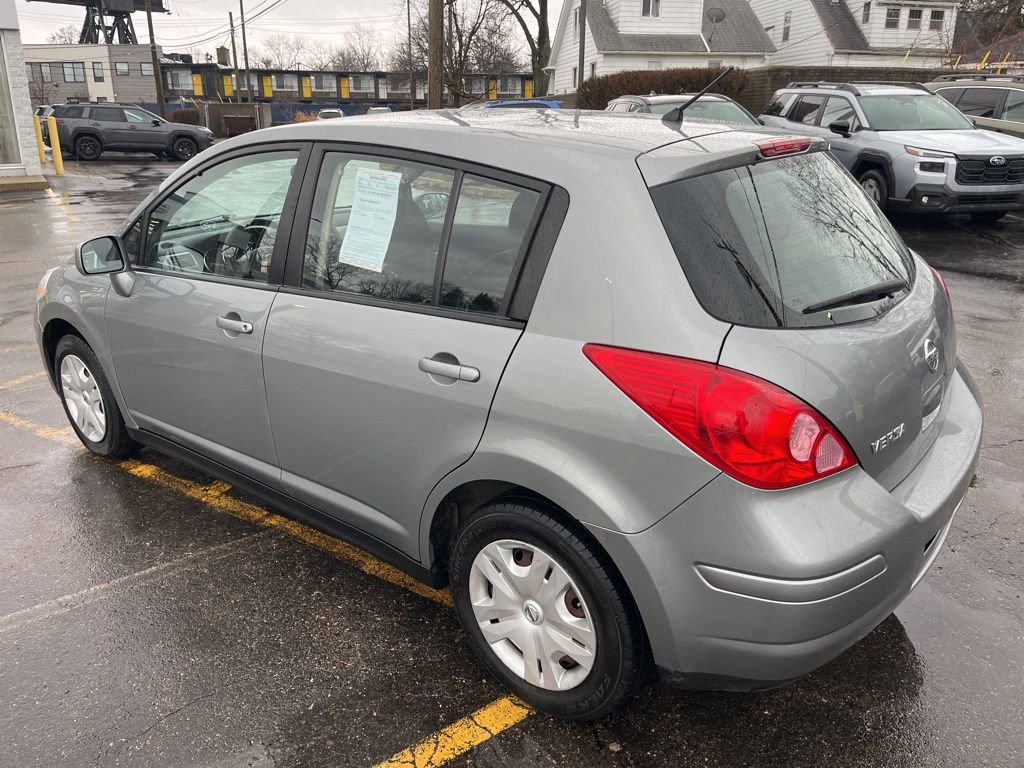 Used 2012 Nissan Versa 1.8 S image 7