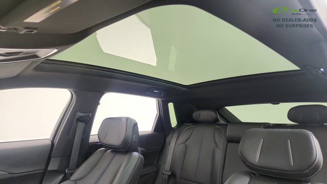 Used 2024 Cadillac Lyriq Sport RWD image 79