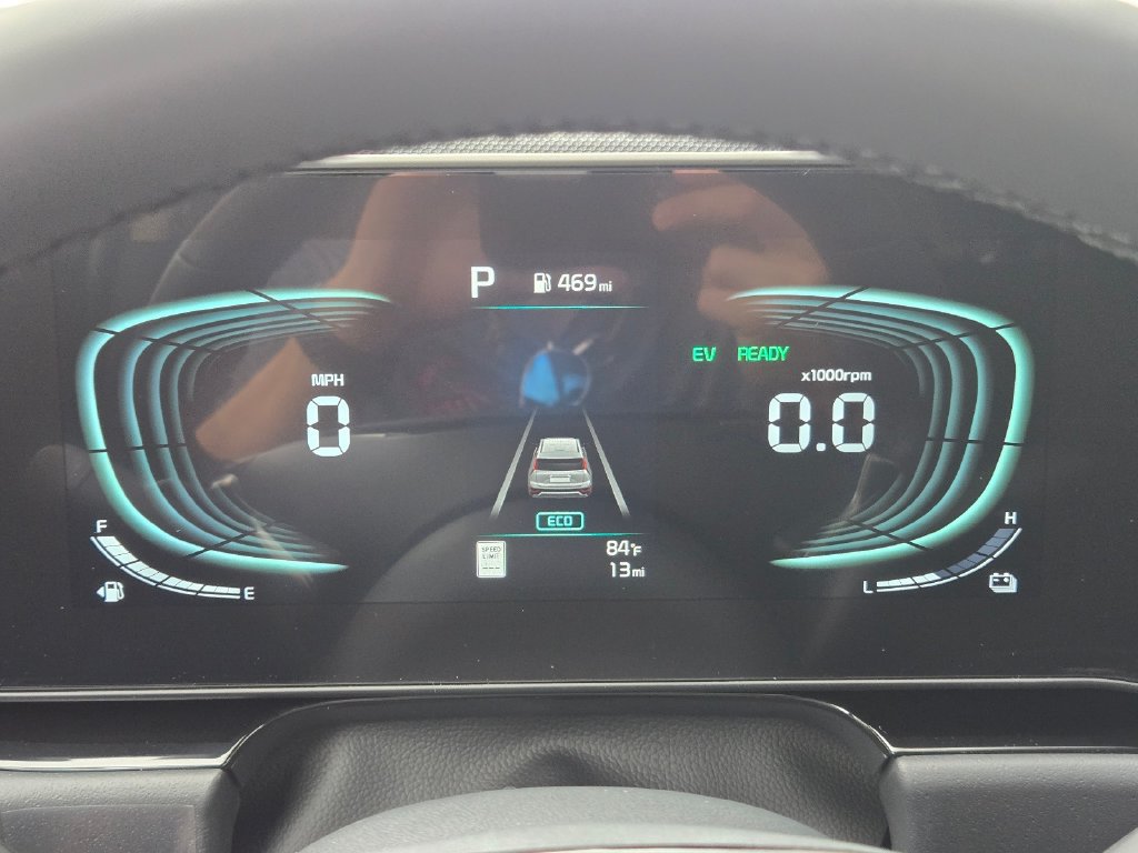New 2026 Kia Niro EX FWD image 25