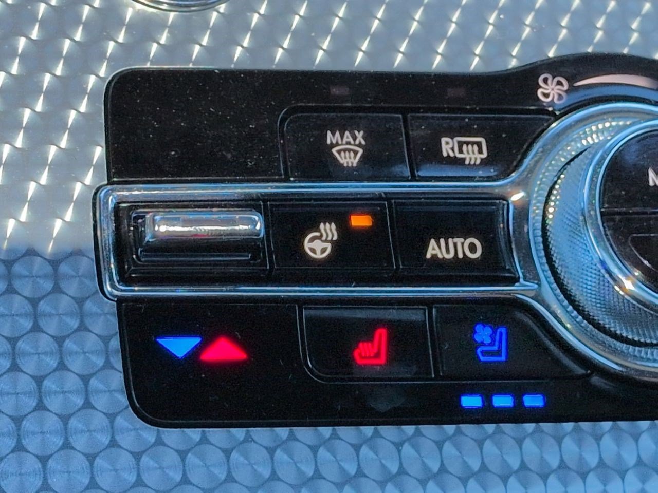 Certified 2023 Lincoln Aviator Black Label Grand Touring w/ Class IV Trailer Tow Package image 24