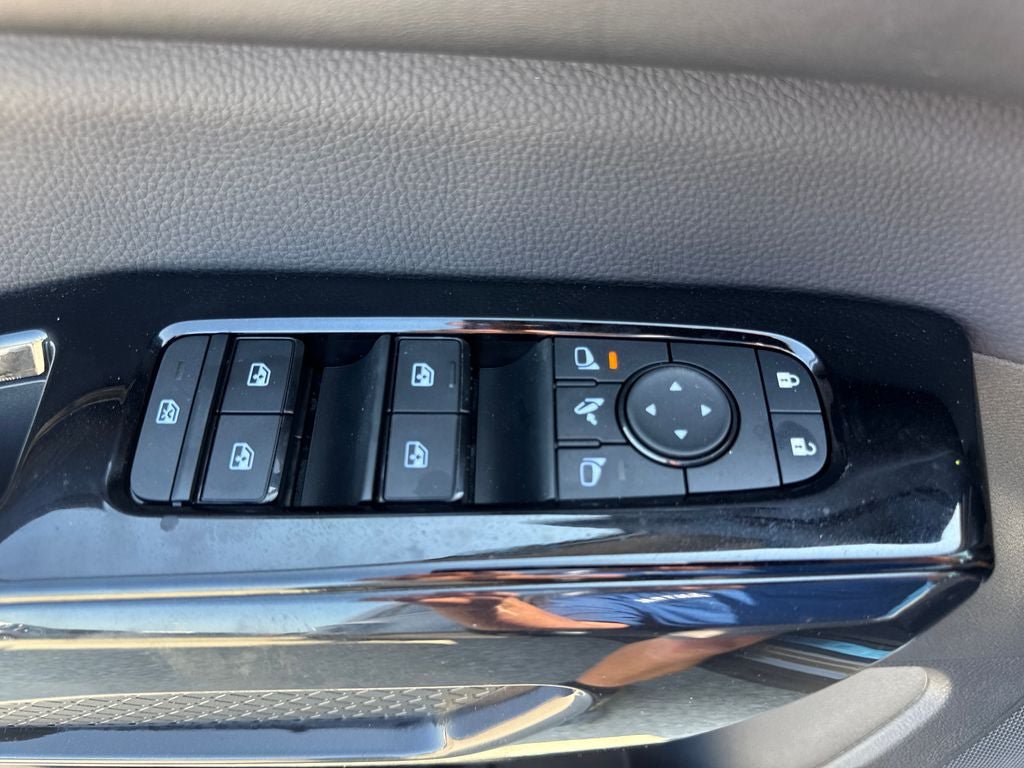 New 2026 Nissan Pathfinder Platinum AWD/4WD image 18
