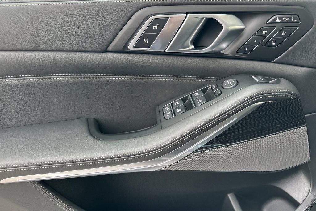 New 2026 BMW X7 xDrive40i w/ Executive Package image 10
