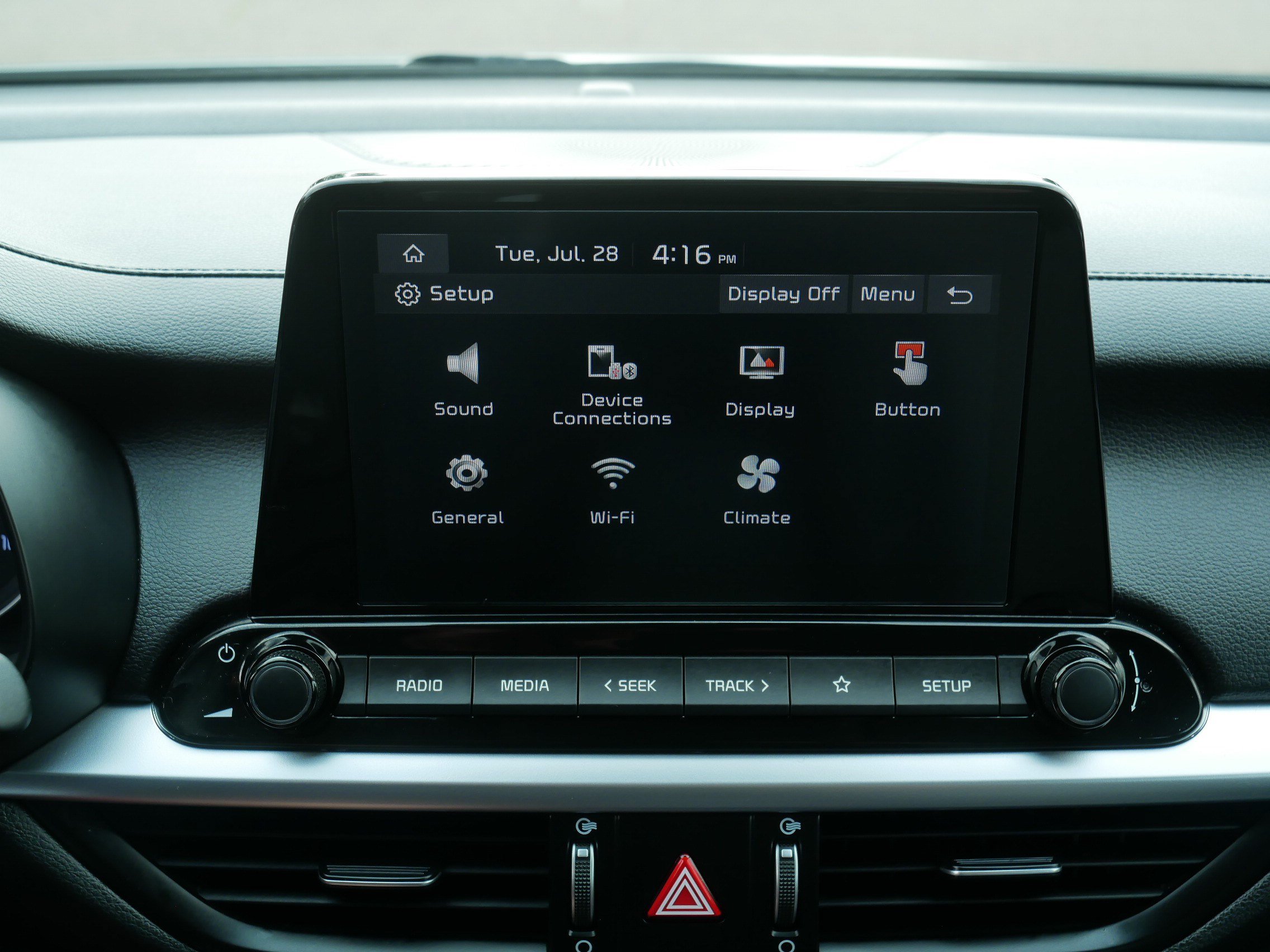 Certified 2023 Kia Forte LXS w/ LXS Technology Package FWD image 30