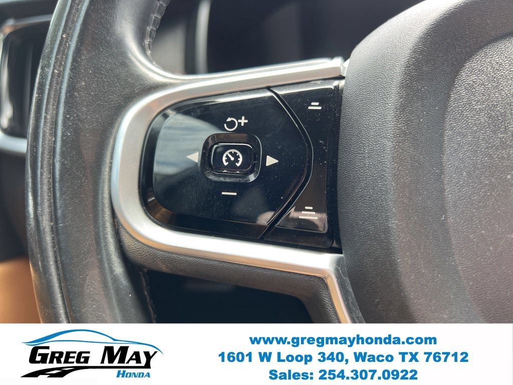 Used 2018 Volvo S90 T5 Momentum w/ Convenience Package FWD image 26