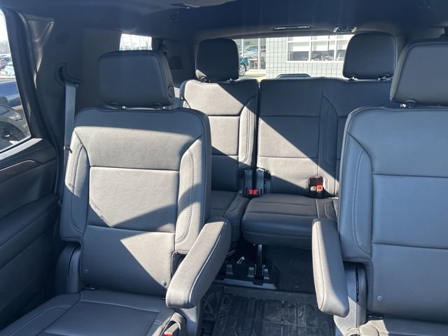 Used 2023 Chevrolet Tahoe LT w/ LT Signature Plus Package AWD/4WD image 45