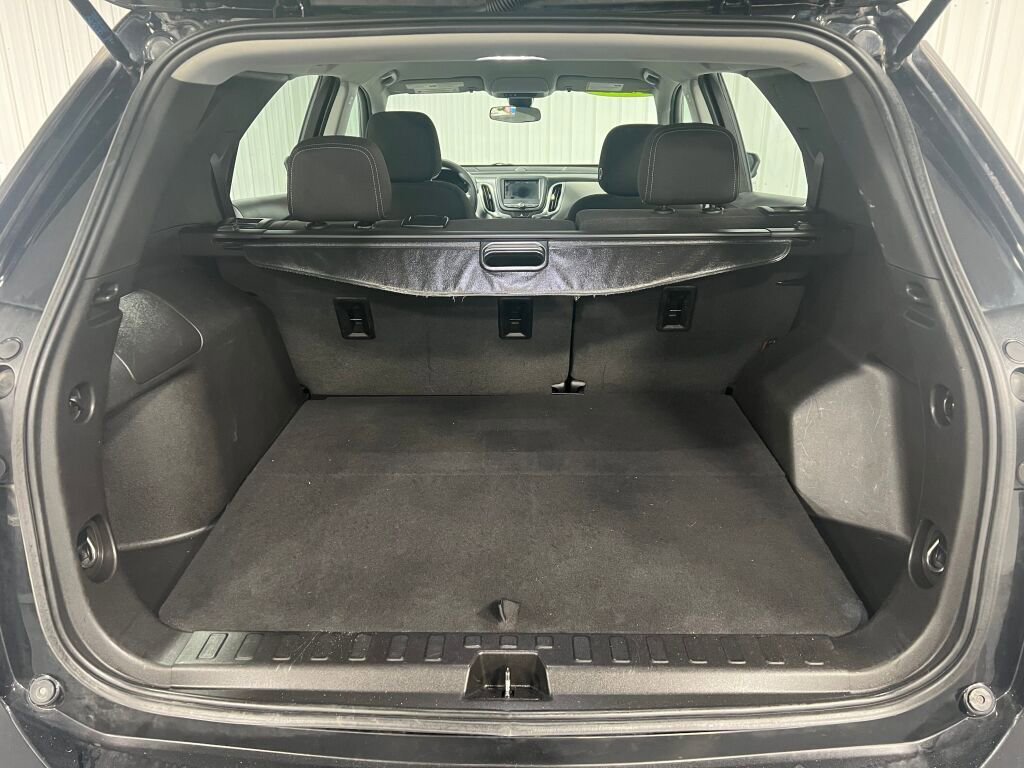 Used 2021 Chevrolet Equinox LS image 7