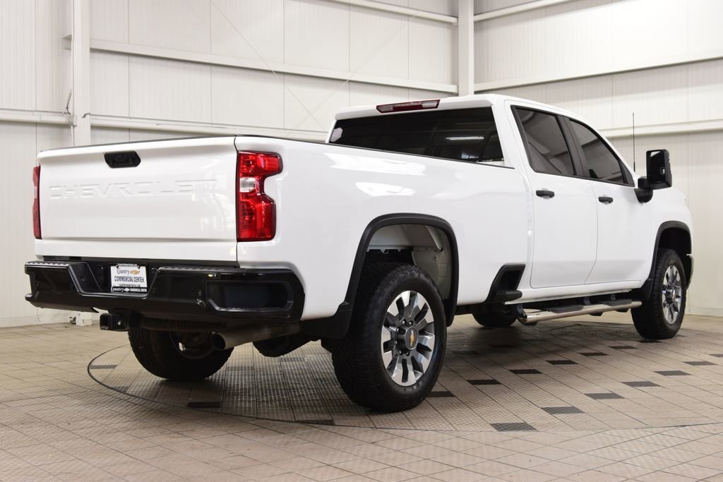 Used 2024 Chevrolet Silverado 2500 Custom w/ Custom Value Package image 7