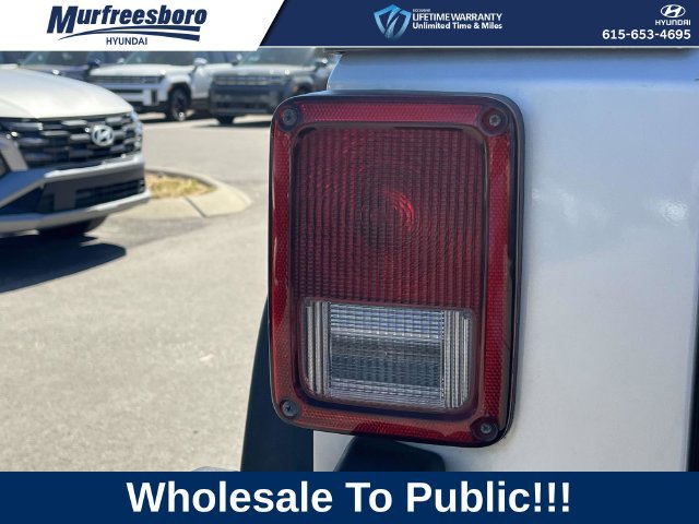 Used 2010 Jeep Wrangler Unlimited Sport AWD/4WD image 11
