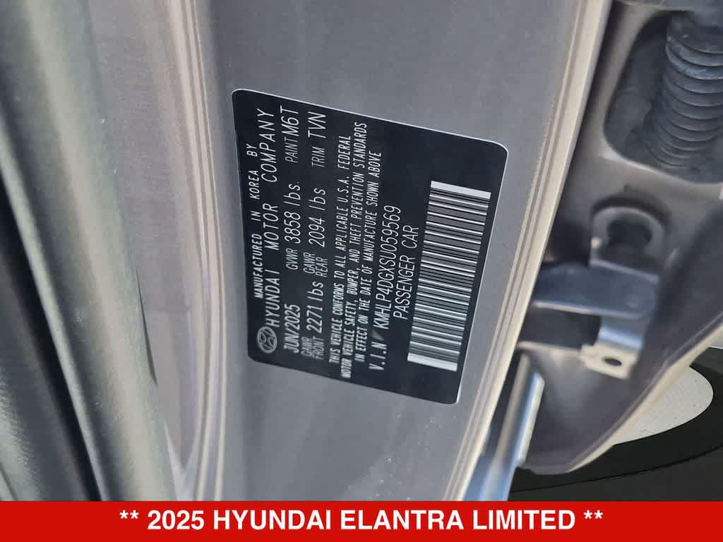 Used 2025 Hyundai Elantra Limited FWD image 33