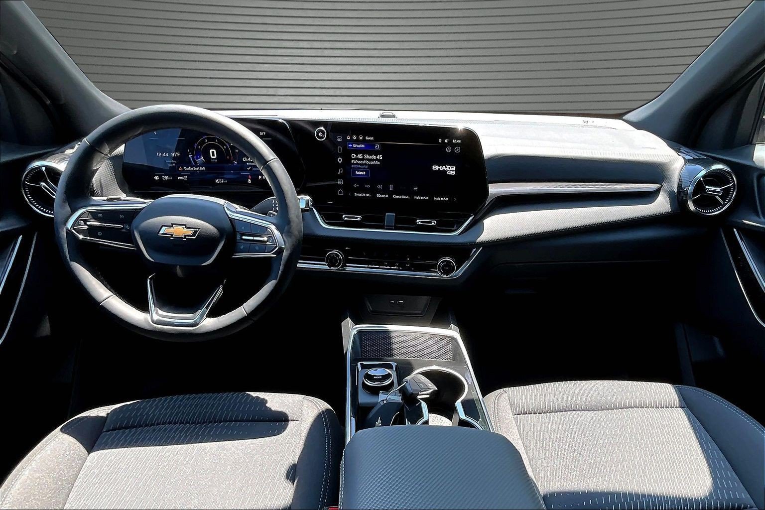 Used 2026 Chevrolet Equinox LT w/ Safety and Technology Package AWD/4WD image 7