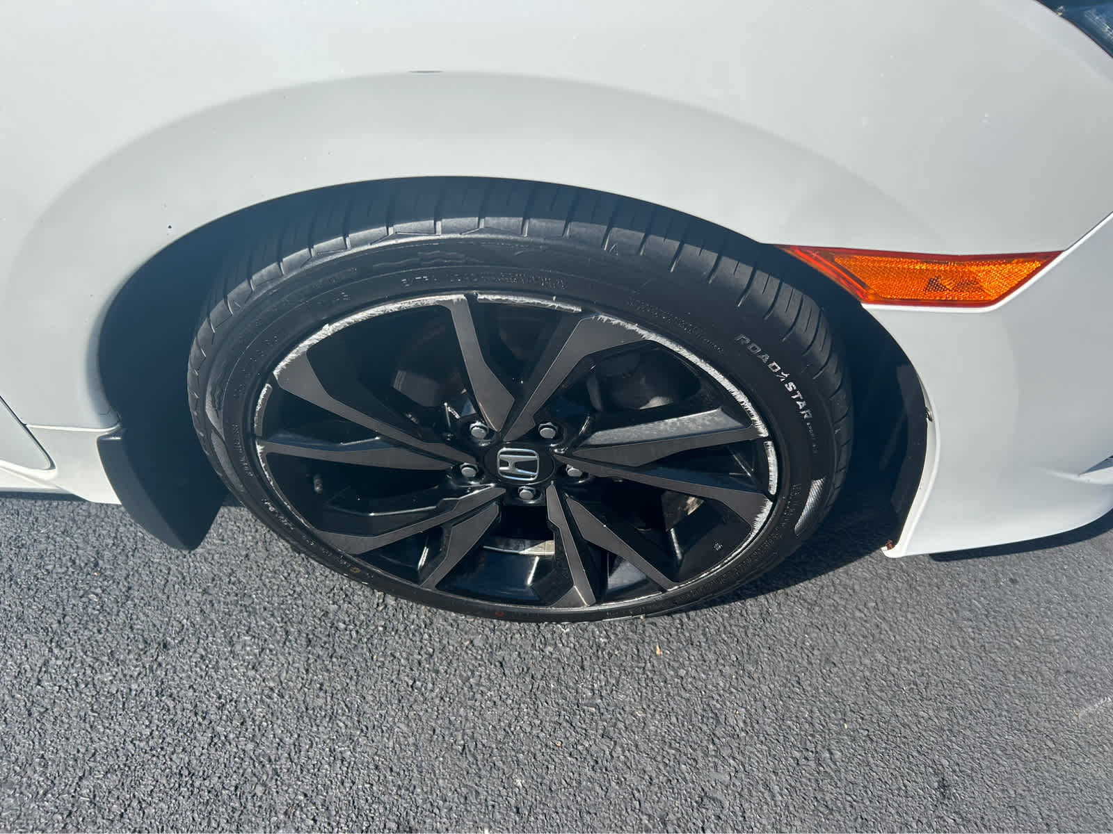 Used 2019 Honda Civic Sport image 32