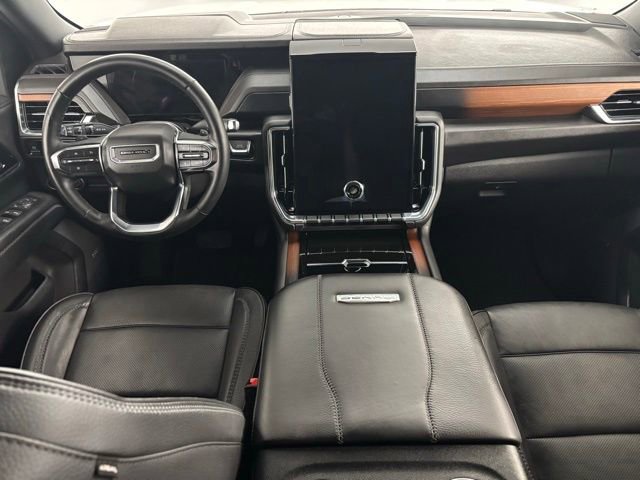 Used 2025 GMC Yukon Denali image 23