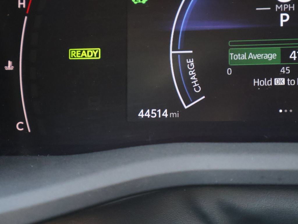 Used 2025 Toyota Camry LE FWD image 28