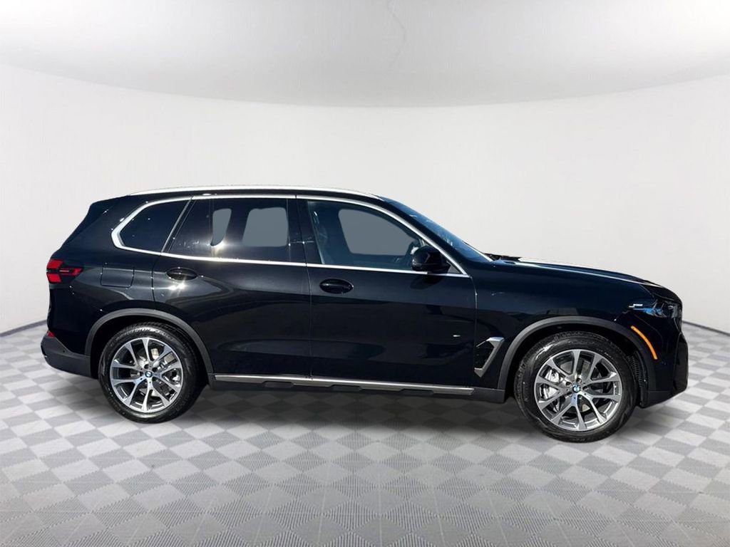New 2026 BMW X5 xDrive50e w/ Executive Package image 4