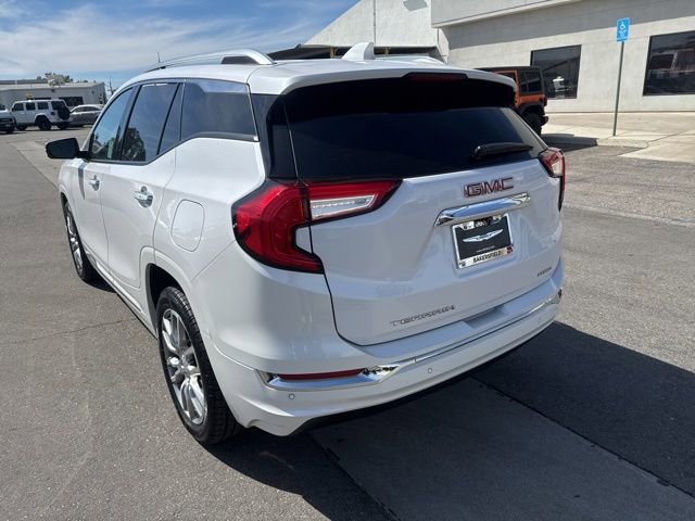 Used 2023 GMC Terrain Denali w/ LPO, Cargo Package image 3