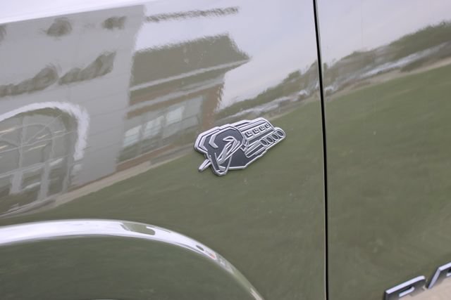 New 2027 RAM 1500 Laramie w/ Night Edition AWD/4WD image 8