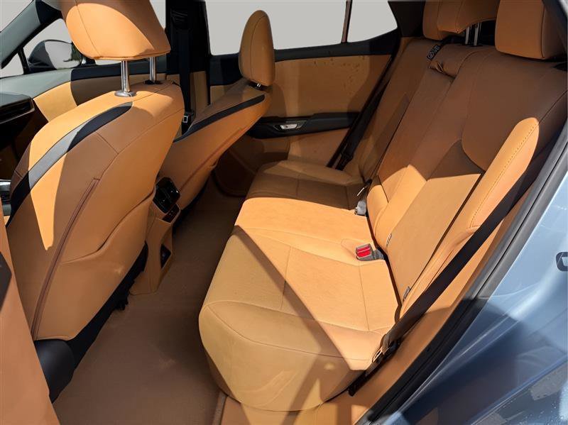 Used 2025 Lexus RZ 300e w/ Accessory Package (Z1) image 23
