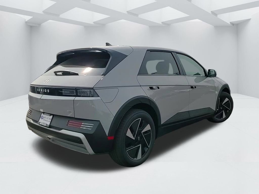 New 2025 Hyundai Ioniq 5 SE image 5