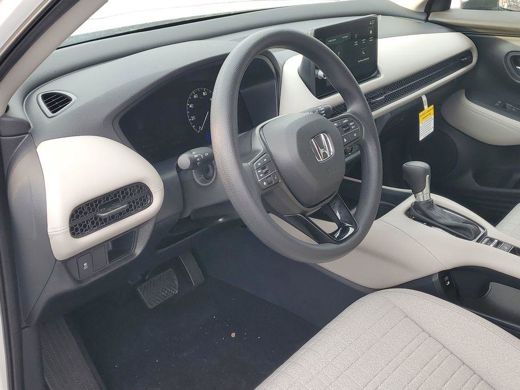New 2026 Honda HR-V LX image 8