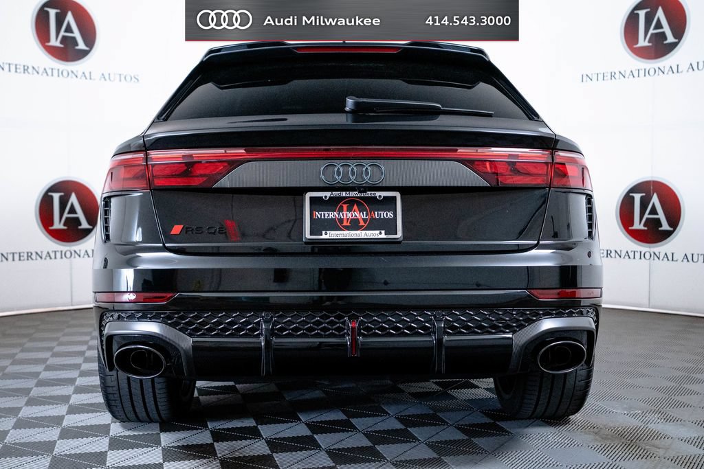 Used 2025 Audi RS Q8 performance w/ Matte Carbon Package AWD/4WD image 7