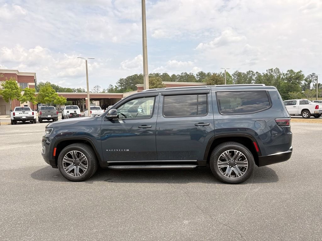 Used 2023 Jeep Wagoneer 2WD w/ Premium Group I image 6